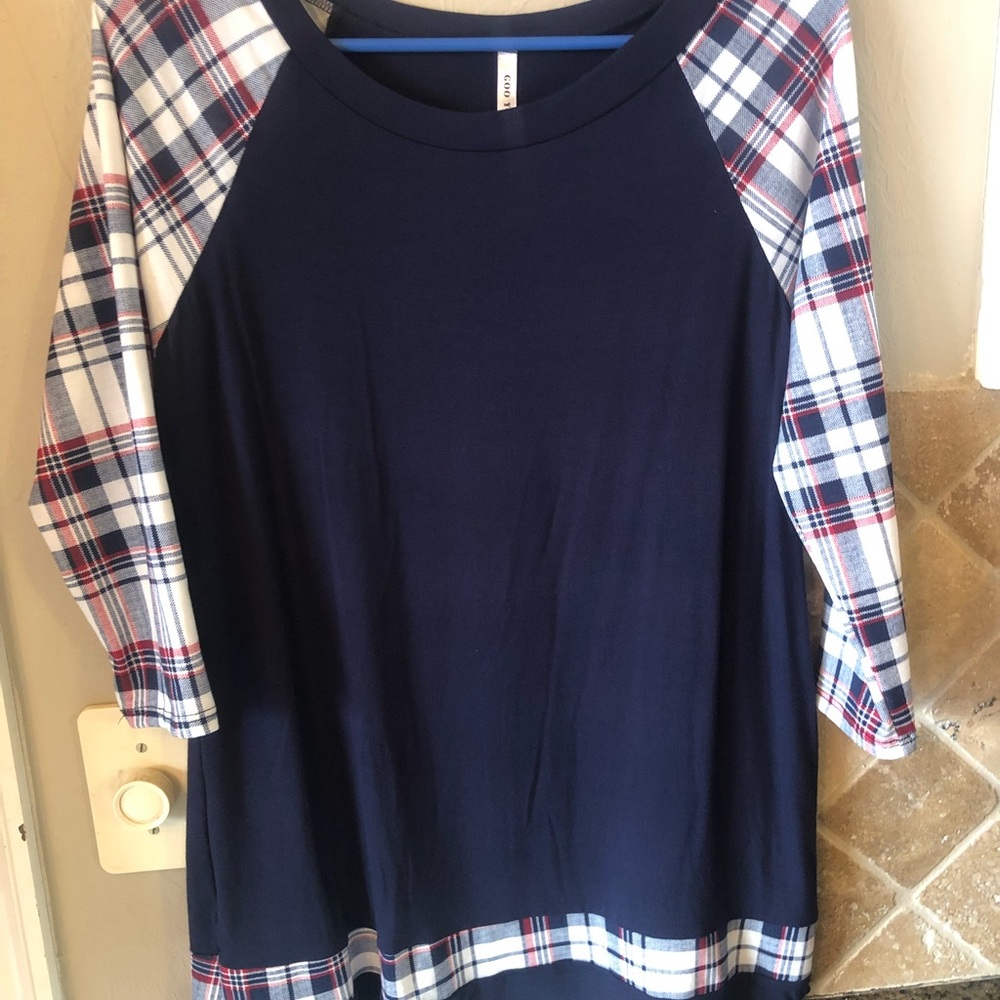 Plaid & Navy Raglan 3/4 Sleeve Top